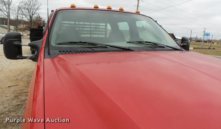 image for item L7227 2000 Ford F450 Super Duty XL Crew Cab flatbed truck