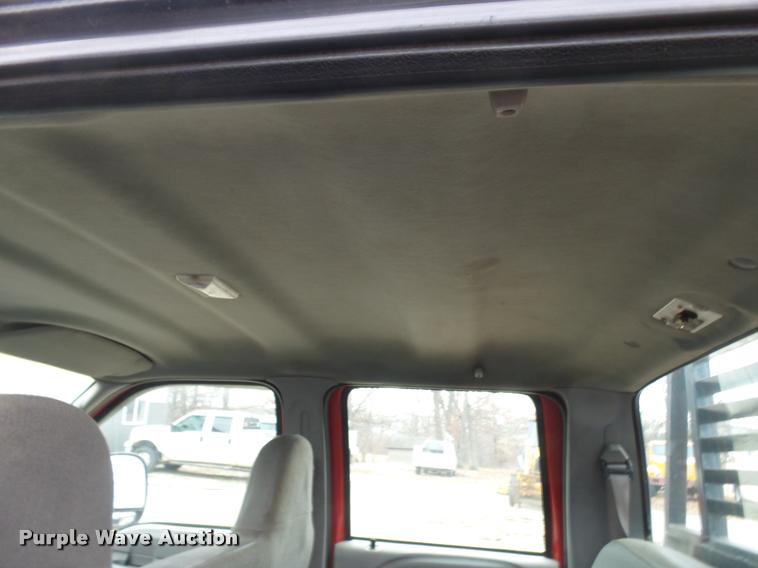 image for item L7227 2000 Ford F450 Super Duty XL Crew Cab flatbed truck