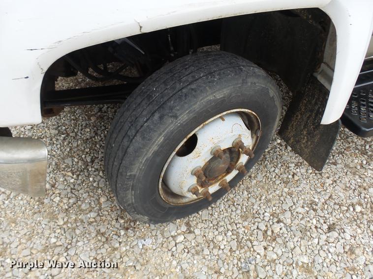 image for item L7228 2003 Chevrolet C4500 dump truck