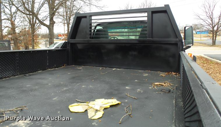 image for item L7228 2003 Chevrolet C4500 dump truck