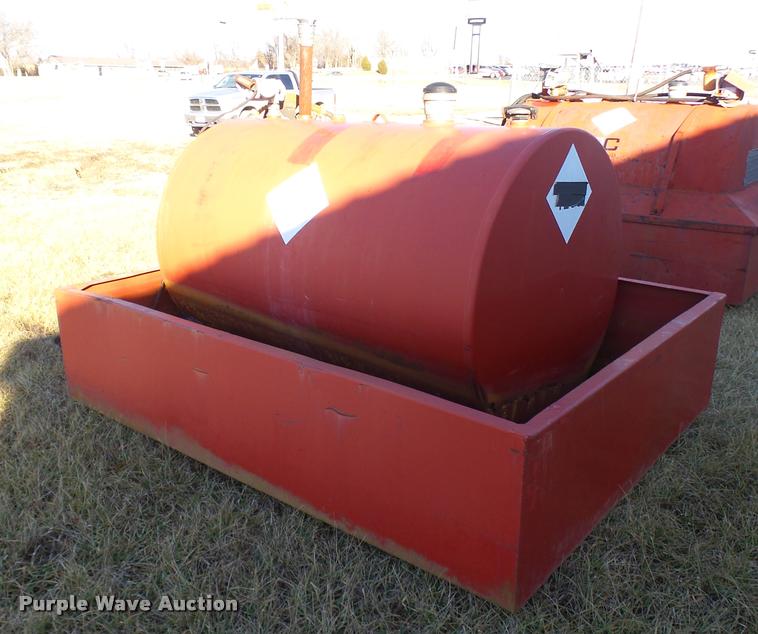 image for item L7230 500 gallon fuel tank