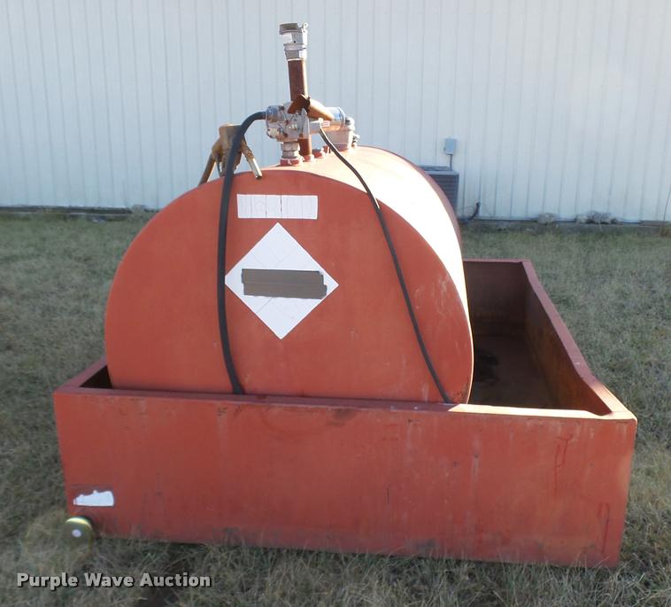 image for item L7230 500 gallon fuel tank