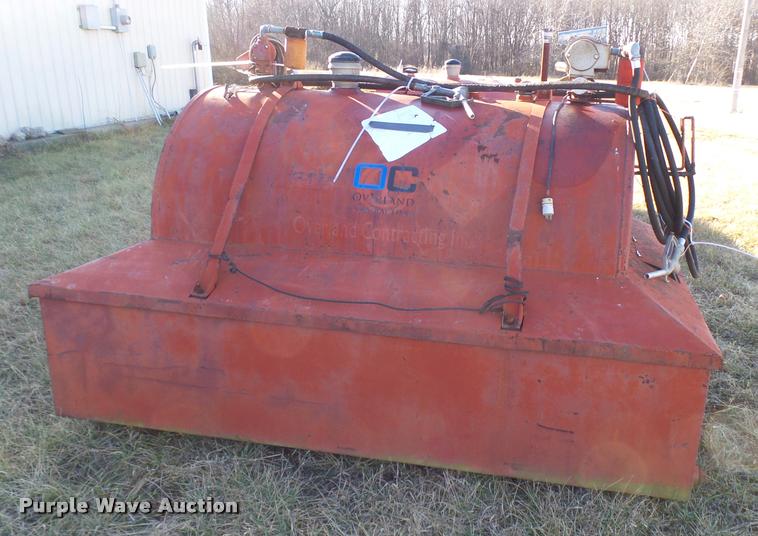 image for item L7231 500 gallon fuel tank