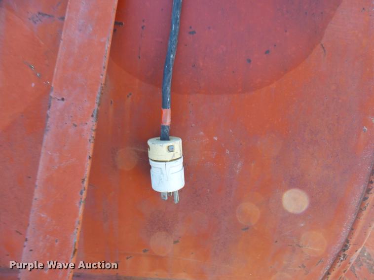 image for item L7231 500 gallon fuel tank