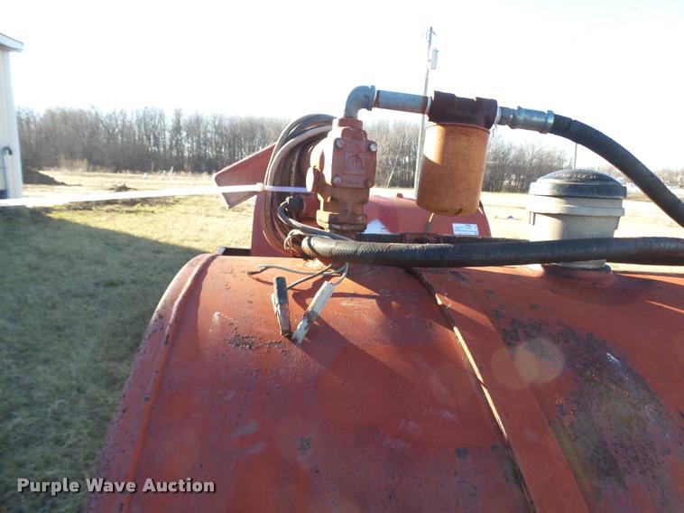 image for item L7231 500 gallon fuel tank