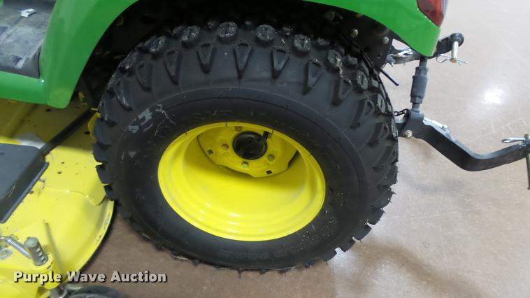 image for item BU9223 John Deere X748 Ultimate lawn mower