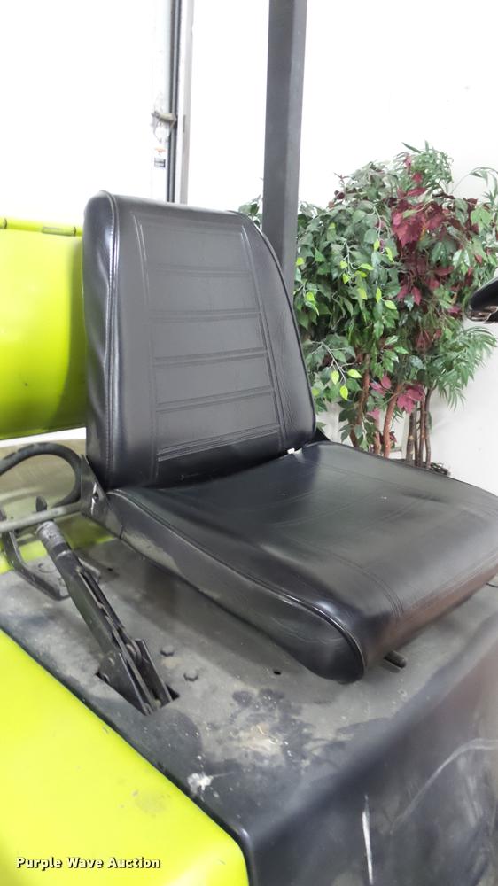 image for item BU9224 Clark C500-30 forklift