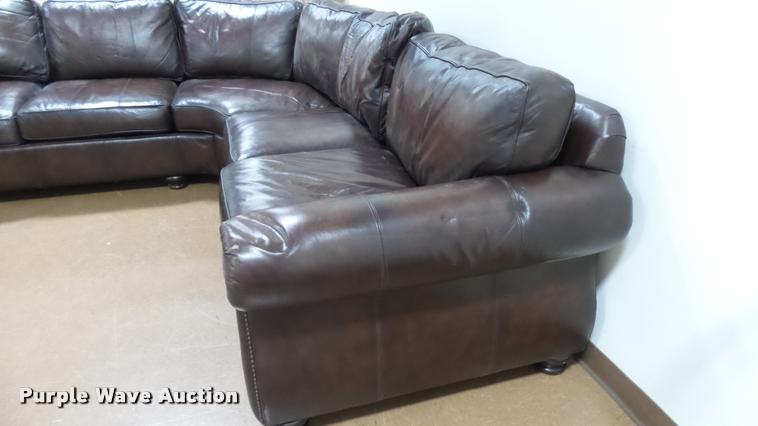 image for item BU9235 Bernhardt two piece sectional