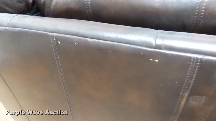 image for item BU9235 Bernhardt two piece sectional