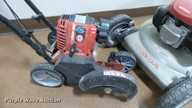 image for item BU9236 Lawn and garden equipment