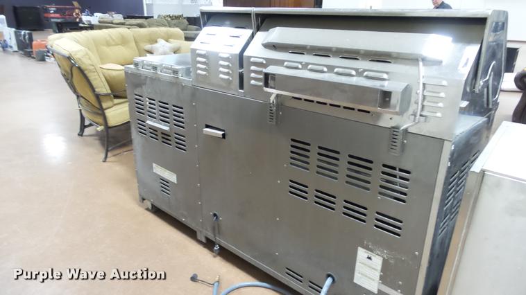 image for item BU9238 Jenn Air stainless steel grill