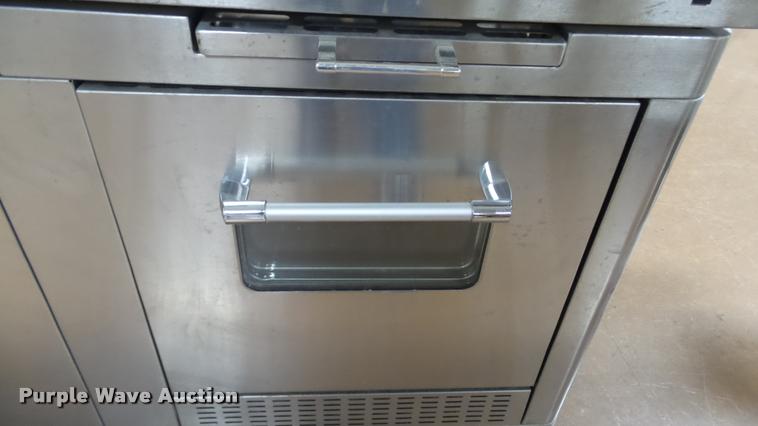 image for item BU9238 Jenn Air stainless steel grill