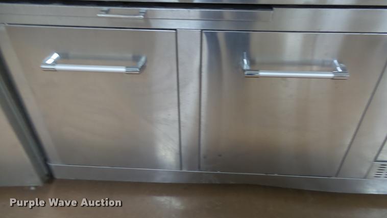 image for item BU9238 Jenn Air stainless steel grill