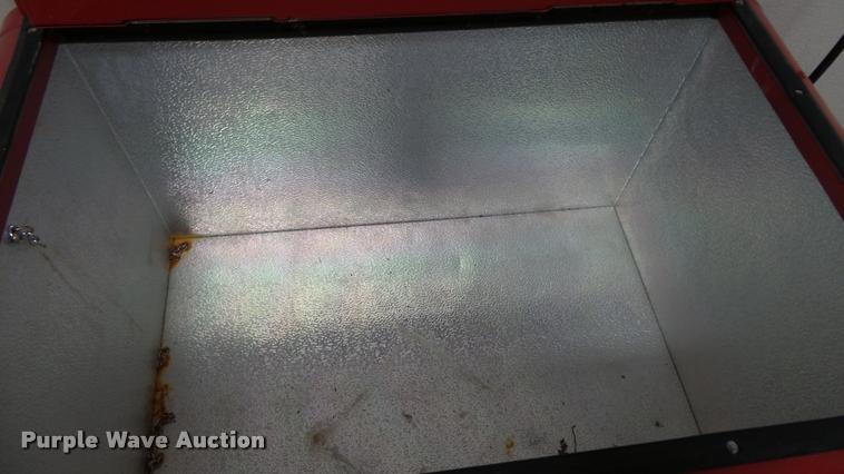 image for item BU9243 Coca Cola ice box