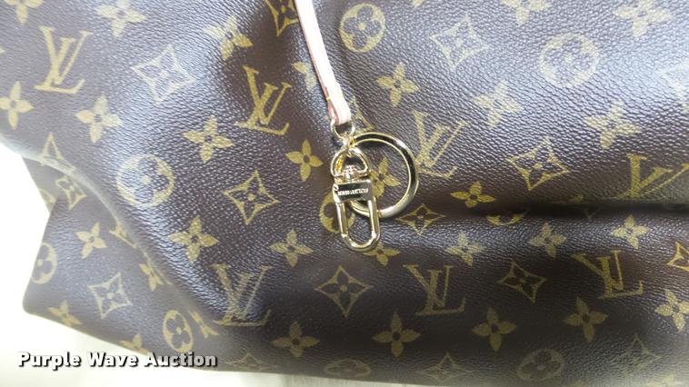 image for item DJ9276 (2) women's purses