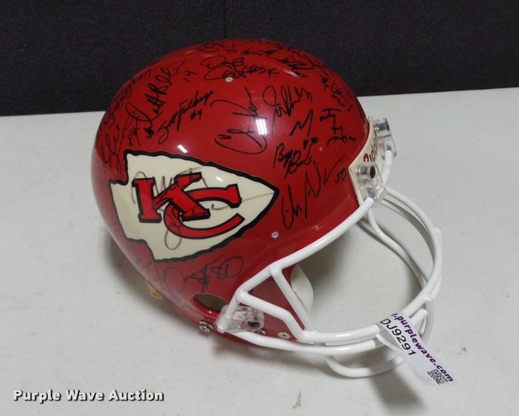 image for item DJ9291 Kansas City Chiefs autographed helmet