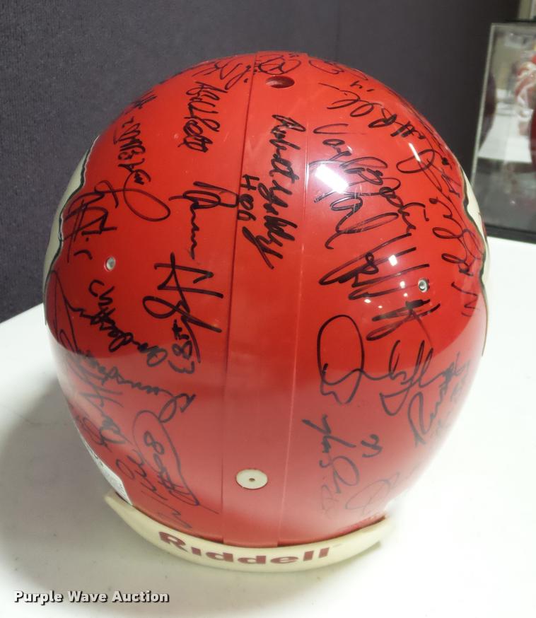 image for item DJ9291 Kansas City Chiefs autographed helmet