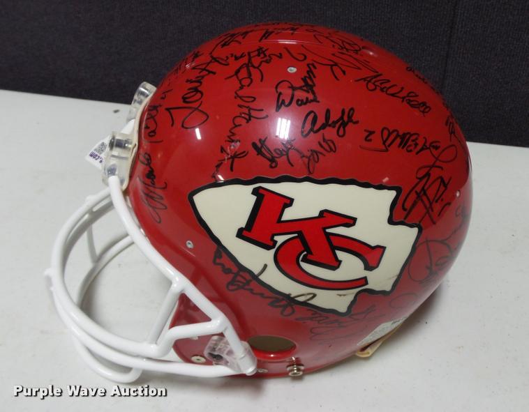 image for item DJ9291 Kansas City Chiefs autographed helmet
