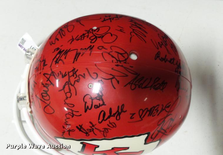 image for item DJ9291 Kansas City Chiefs autographed helmet