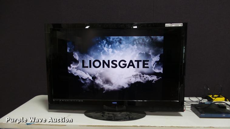 image for item DJ9299 Vizio television