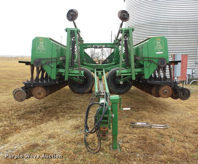 image for item AG9085 1999 Great Plains Solid Stand 30 grain drill