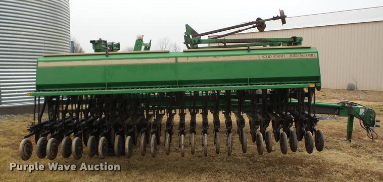 image for item AG9085 1999 Great Plains Solid Stand 30 grain drill