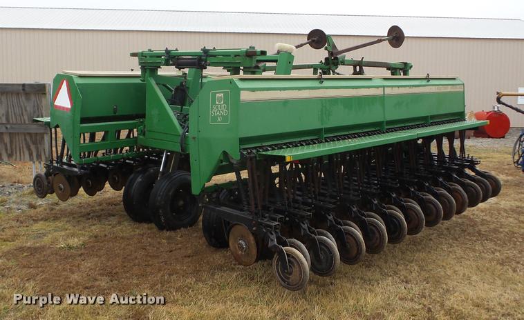 image for item AG9085 1999 Great Plains Solid Stand 30 grain drill