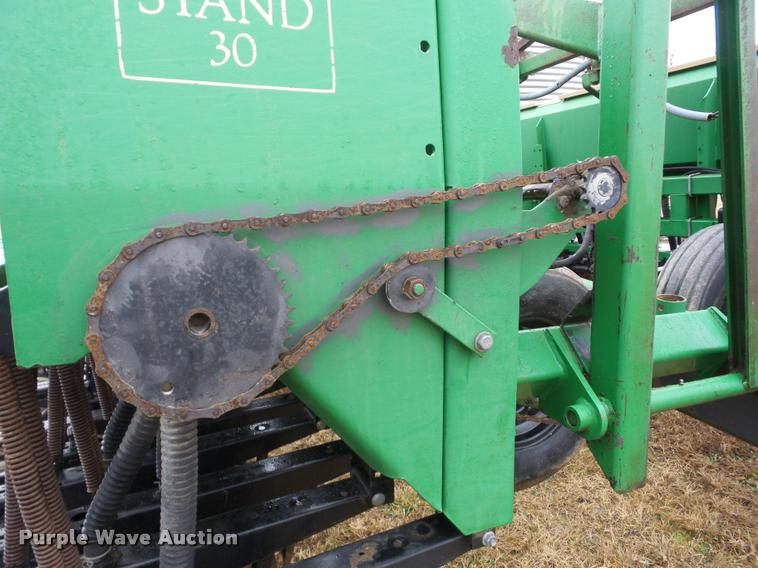 image for item AG9085 1999 Great Plains Solid Stand 30 grain drill