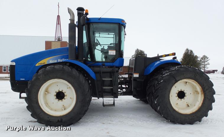 image for item AL9029 2008 New Holland T9040 4WD tractor