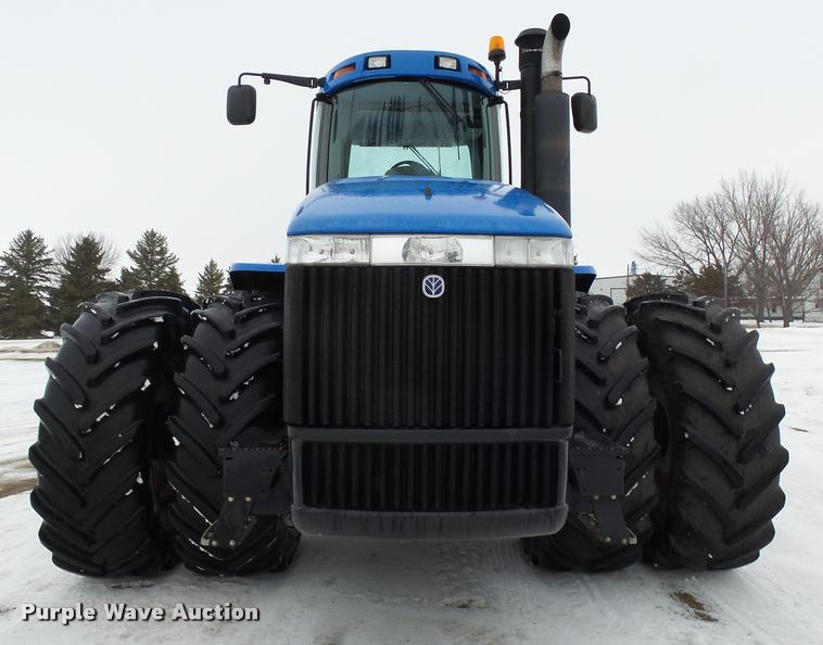 image for item AL9029 2008 New Holland T9040 4WD tractor