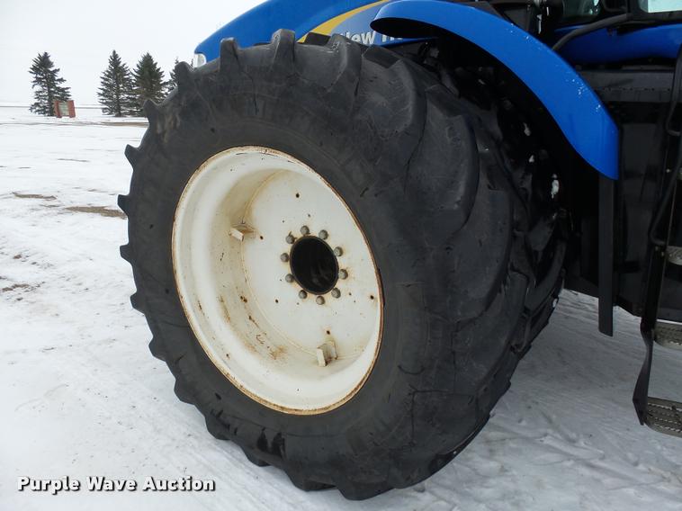 image for item AL9029 2008 New Holland T9040 4WD tractor