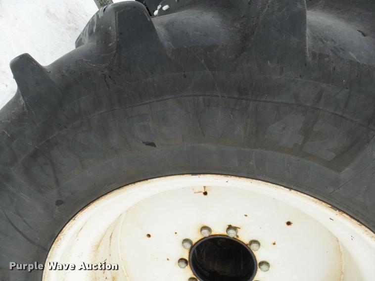 image for item AL9029 2008 New Holland T9040 4WD tractor