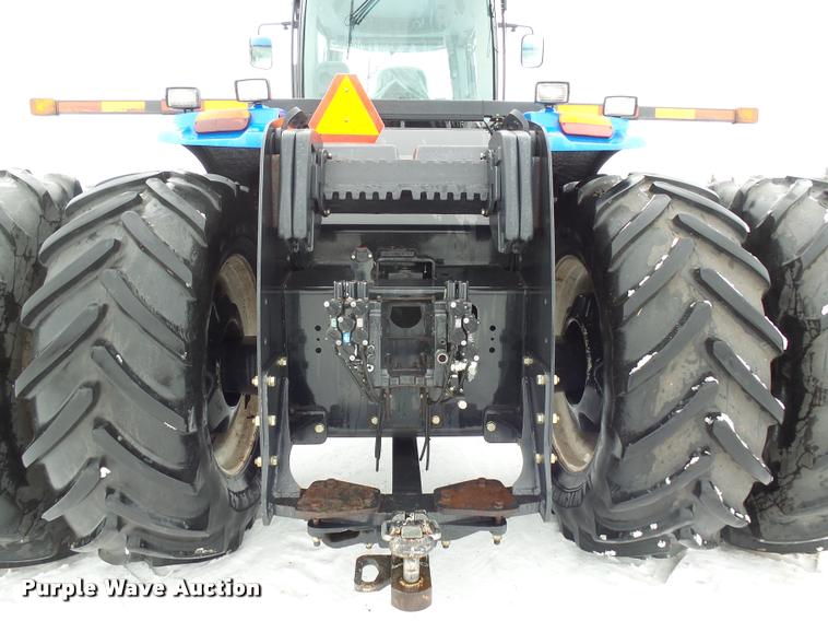 image for item AL9029 2008 New Holland T9040 4WD tractor