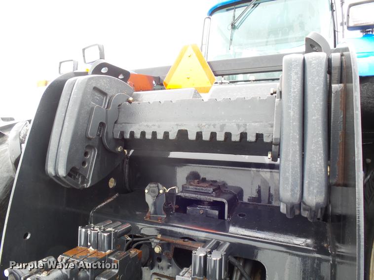 image for item AL9029 2008 New Holland T9040 4WD tractor