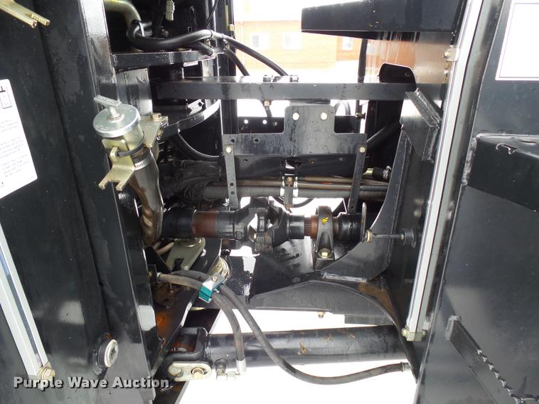 image for item AL9029 2008 New Holland T9040 4WD tractor