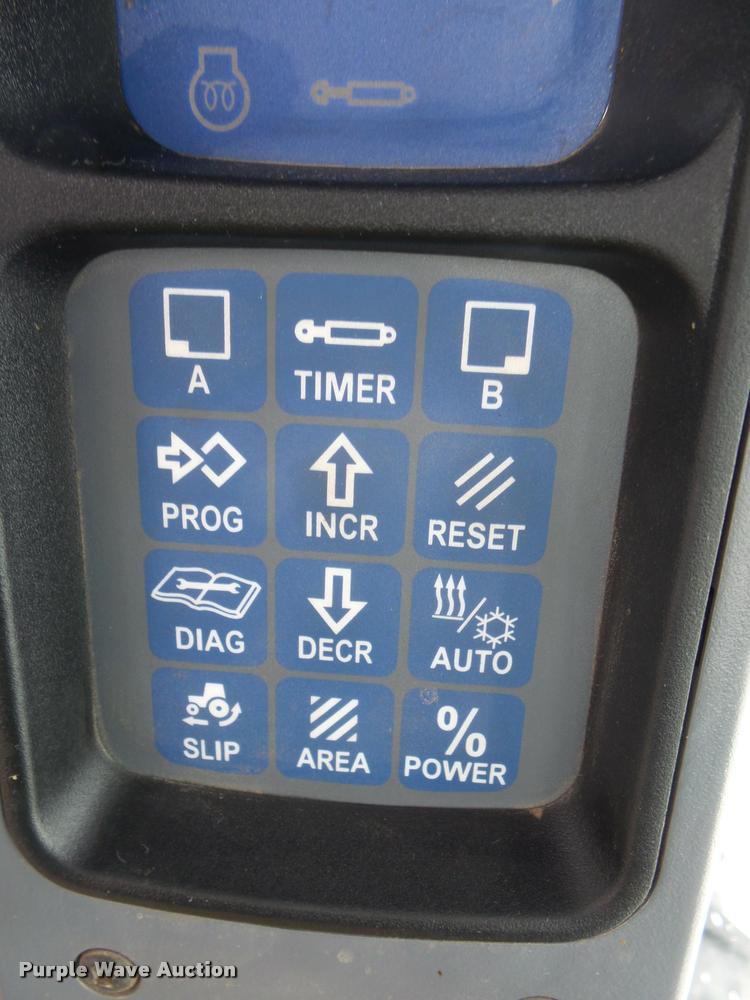 image for item AL9029 2008 New Holland T9040 4WD tractor