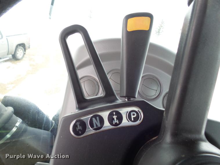 image for item AL9029 2008 New Holland T9040 4WD tractor