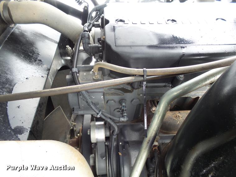 image for item AL9029 2008 New Holland T9040 4WD tractor