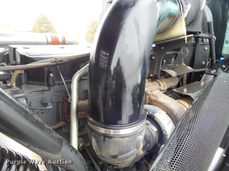 image for item AL9029 2008 New Holland T9040 4WD tractor