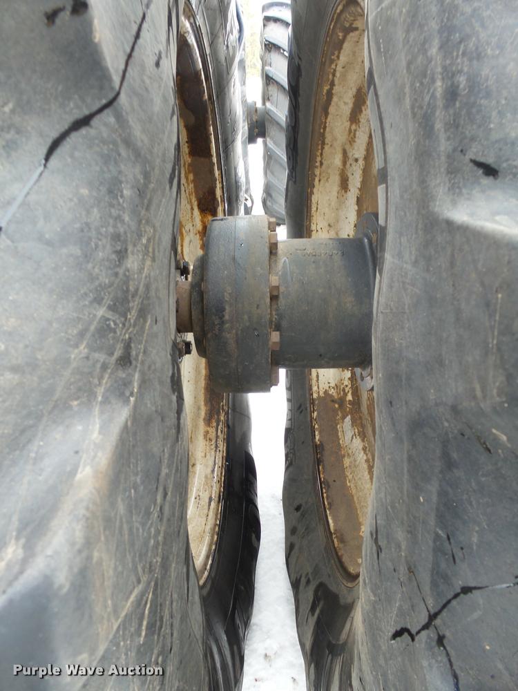 image for item AL9029 2008 New Holland T9040 4WD tractor