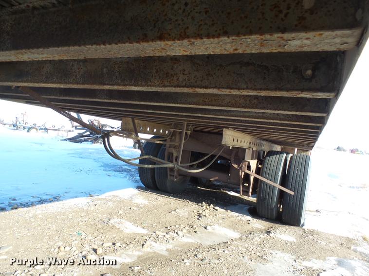 image for item AL9041 1989 Fruehauf nurse tank van trailer