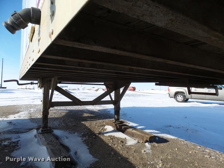 image for item AL9041 1989 Fruehauf nurse tank van trailer