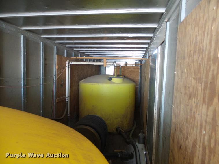 image for item AL9041 1989 Fruehauf nurse tank van trailer