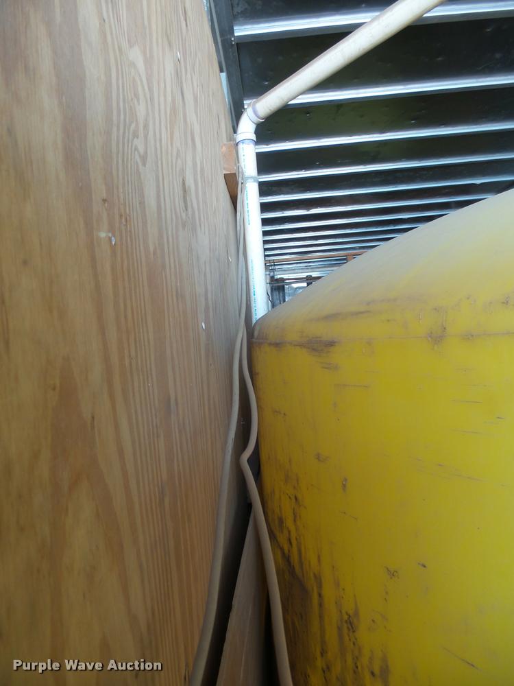 image for item AL9041 1989 Fruehauf nurse tank van trailer