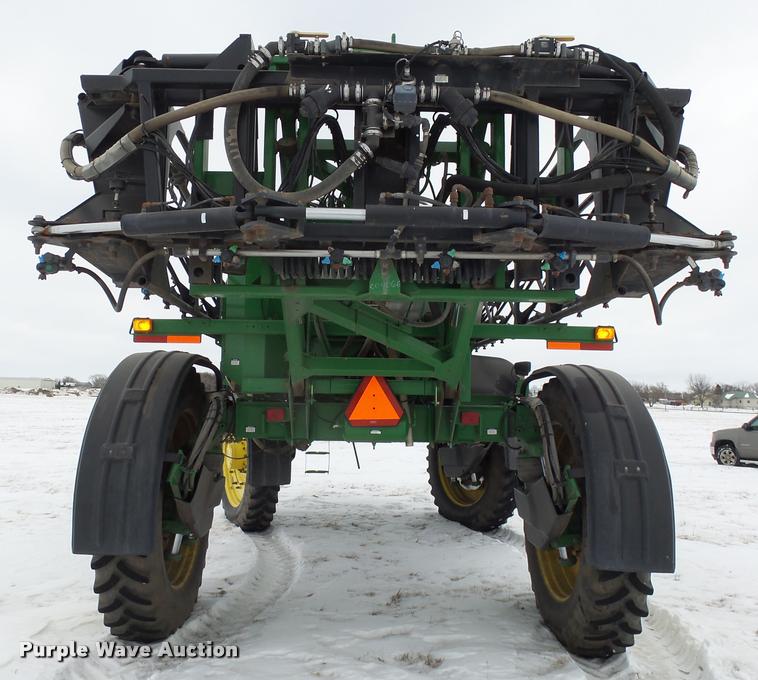 image for item AL9047 2006 John Deere 4920 self-propelled sprayer