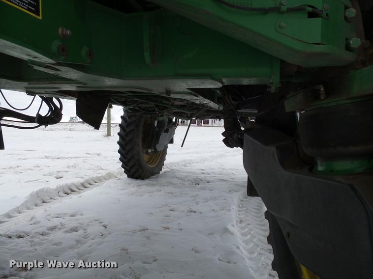 image for item AL9047 2006 John Deere 4920 self-propelled sprayer