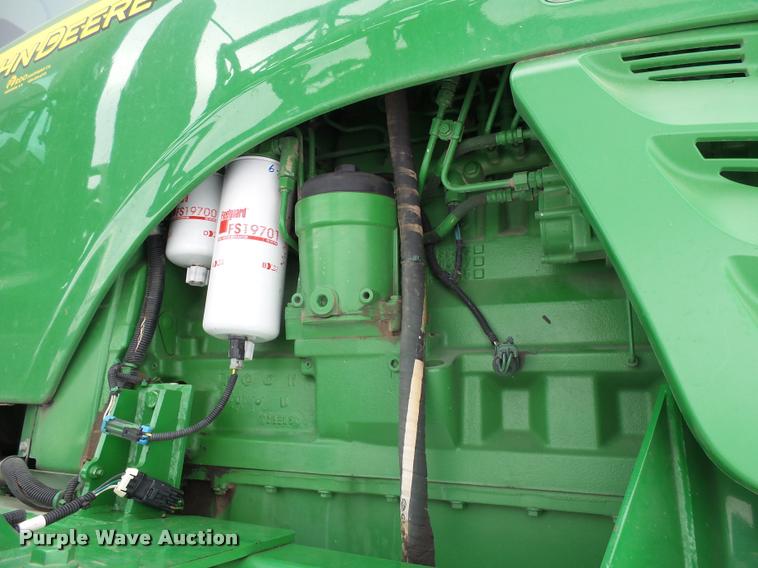 image for item AL9047 2006 John Deere 4920 self-propelled sprayer