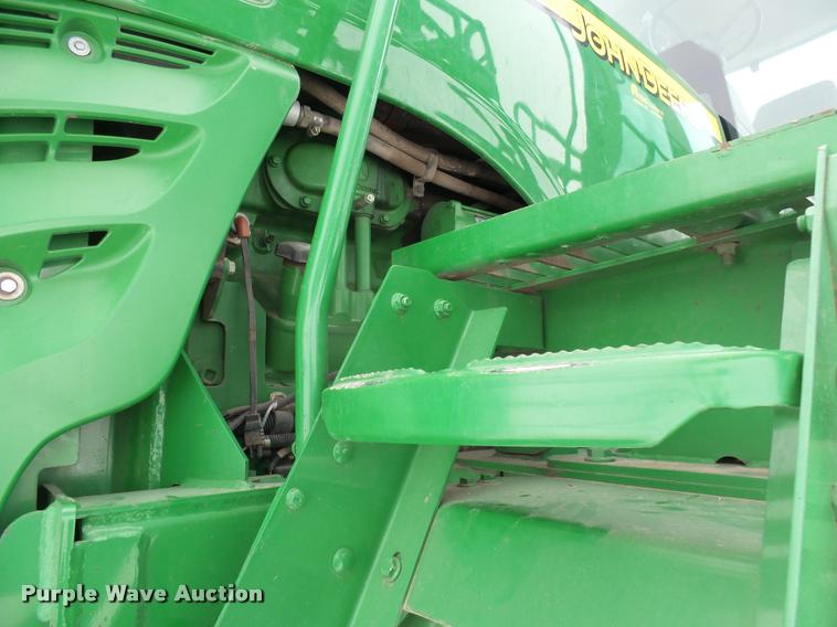 image for item AL9047 2006 John Deere 4920 self-propelled sprayer