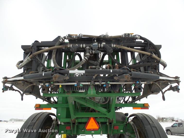 image for item AL9047 2006 John Deere 4920 self-propelled sprayer