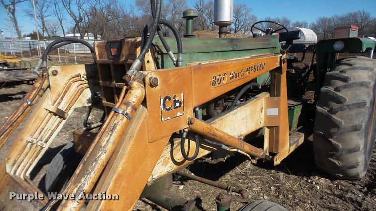 image for item AT9689 Oliver 1600 tractor